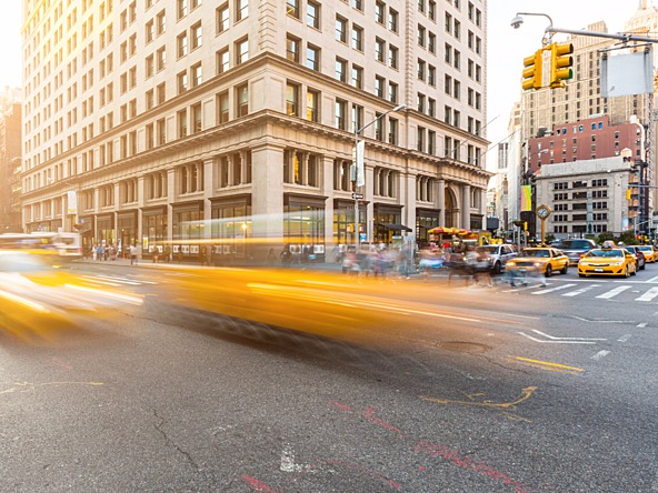 Yellow cab New York_crop